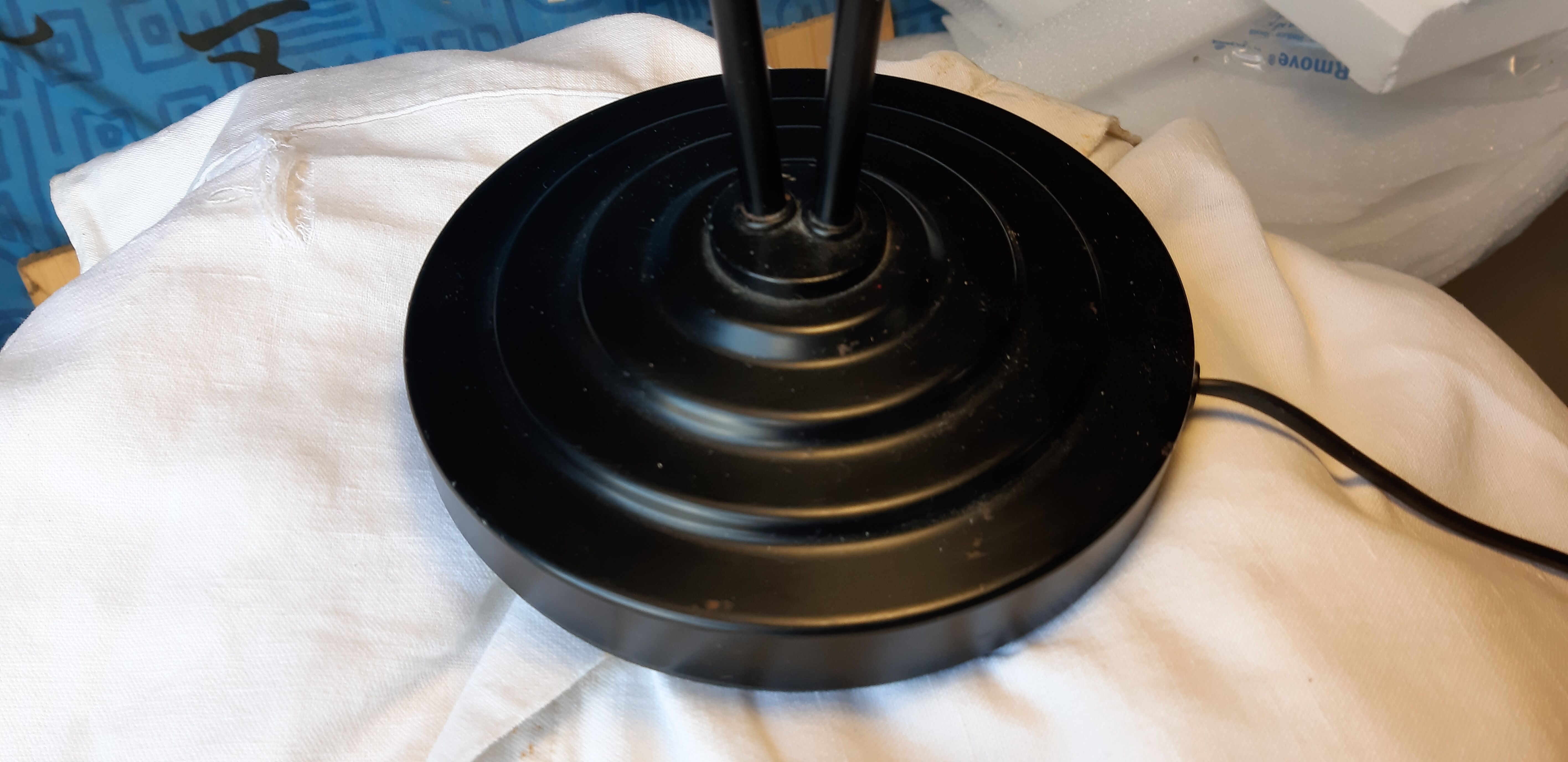 Vintage lamp in orange and white opaline