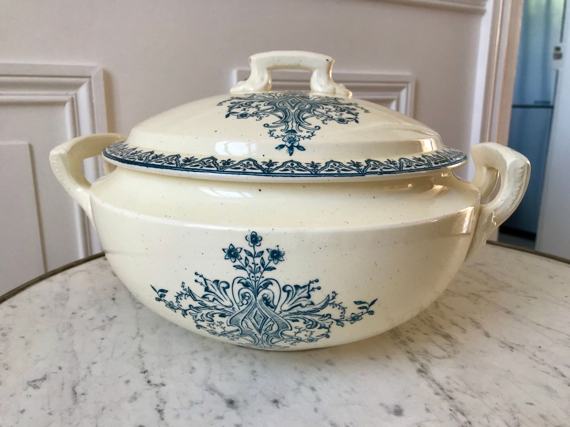 tureen in Iron Earth Salins model "Alhambra" XIXth