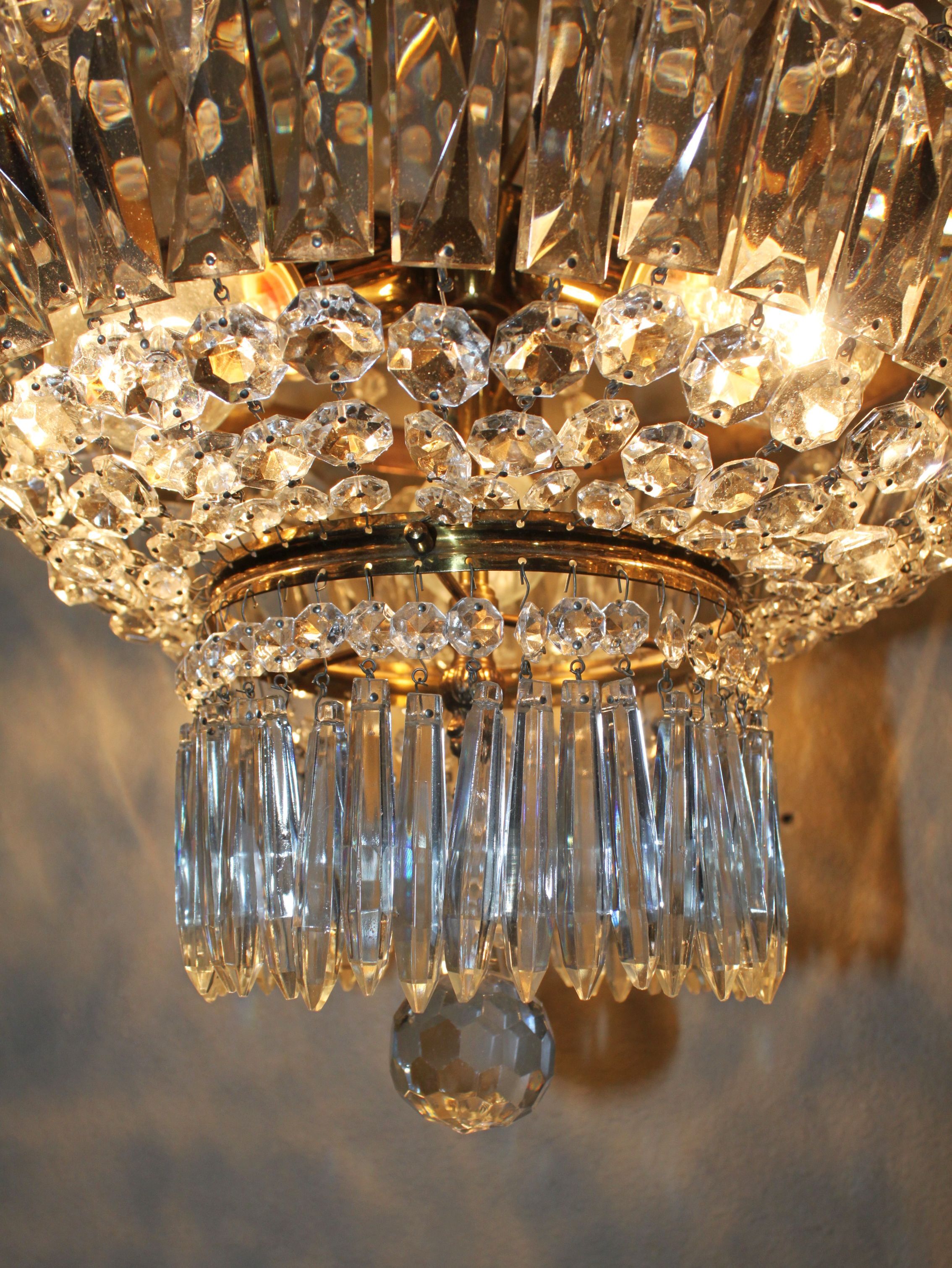Chandelier basket empire style