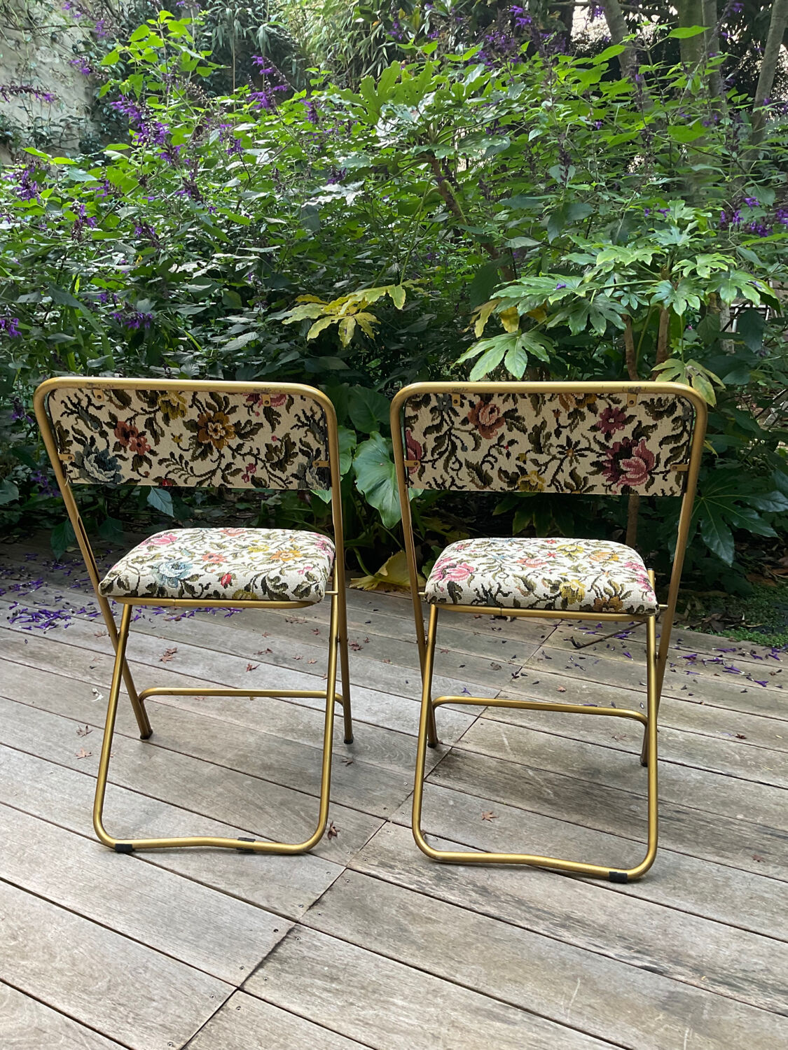 2 vintage Lafuma Chantazur folding chairs