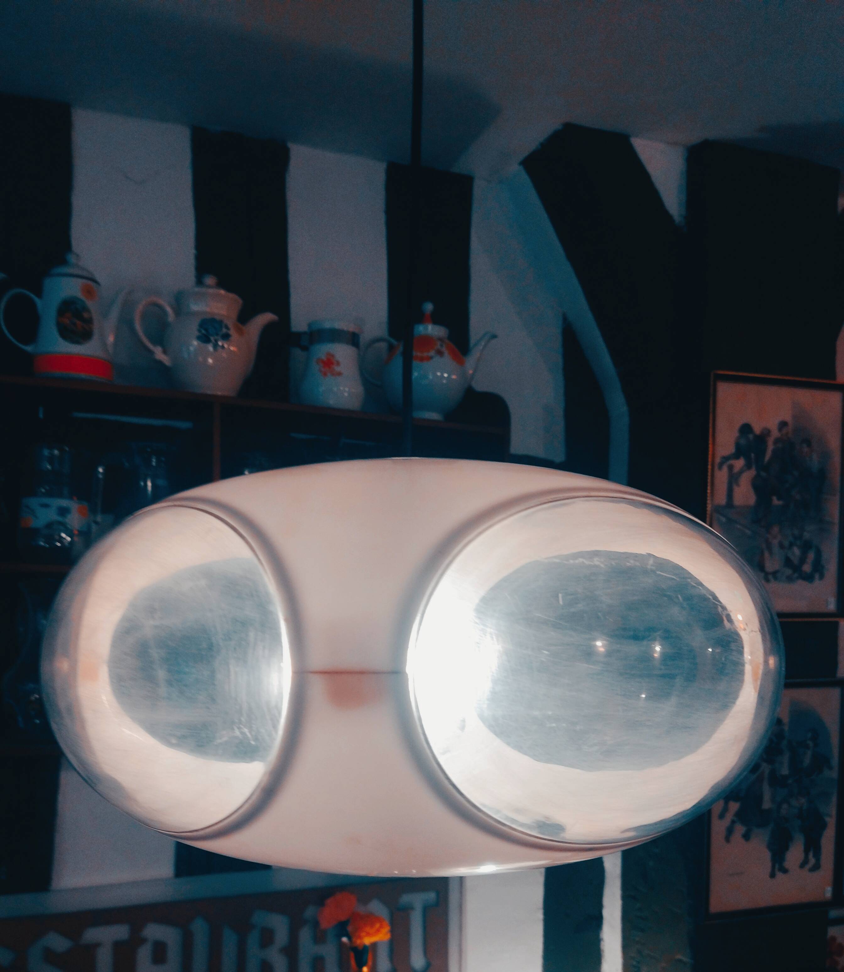 Space age UFO 1970 suspension
