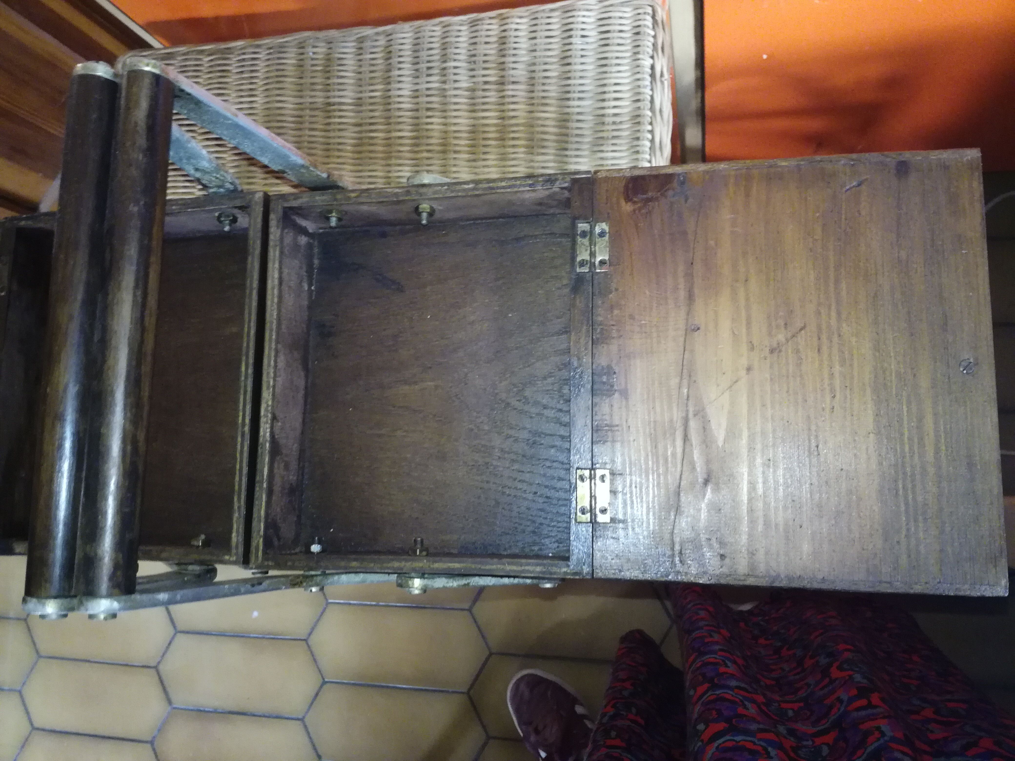 Solid wood sewing basket