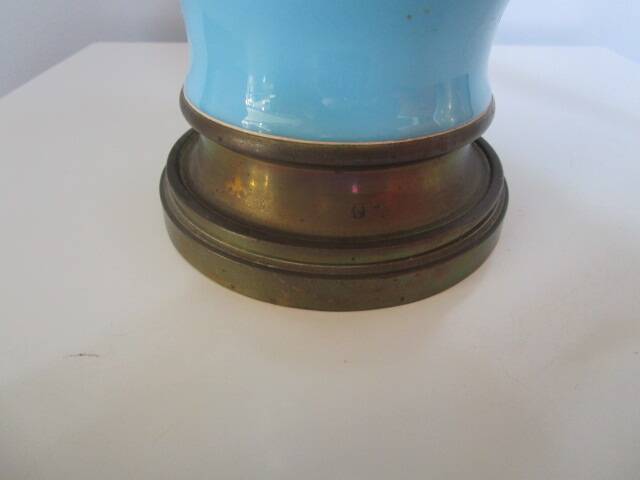 Antique NAP III living room lamp in painted opaline