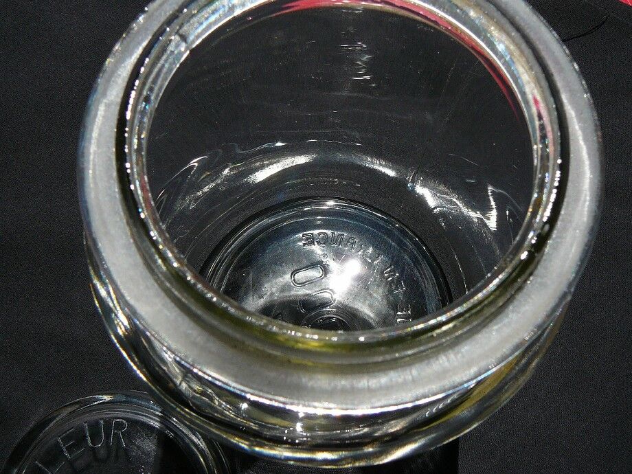 2L old glass jar marks the best