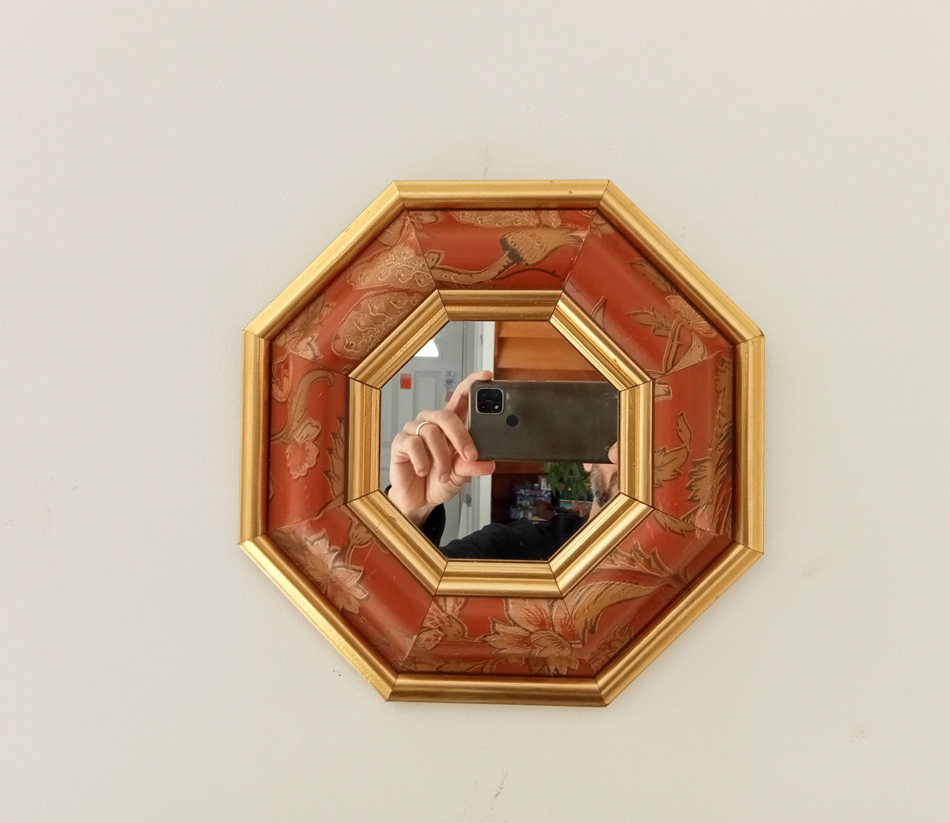 Octagonal vintage mirror 25.5* 25.5 cm.