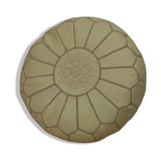 Moroccan pouf in cream leather