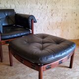 Armchair with vintage ottoman in black leather by Sven Ellekaer for Coja, 1970