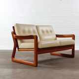 Canapé vintage 2 places Holstebro en teck, design danois du milieu du siècle