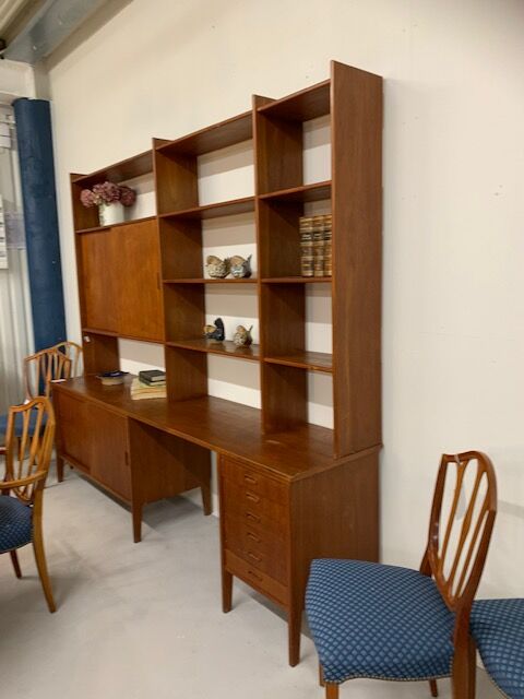 Teak "system" library, suede, 1960