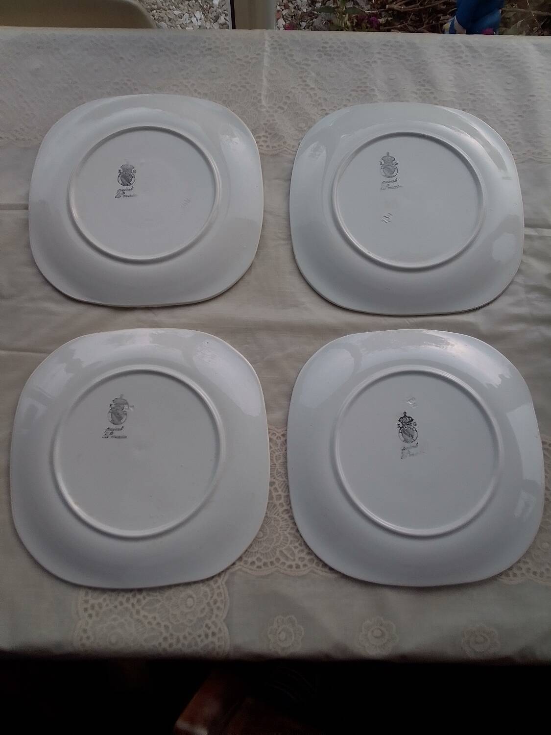 6 KG Luneville earthenware plates