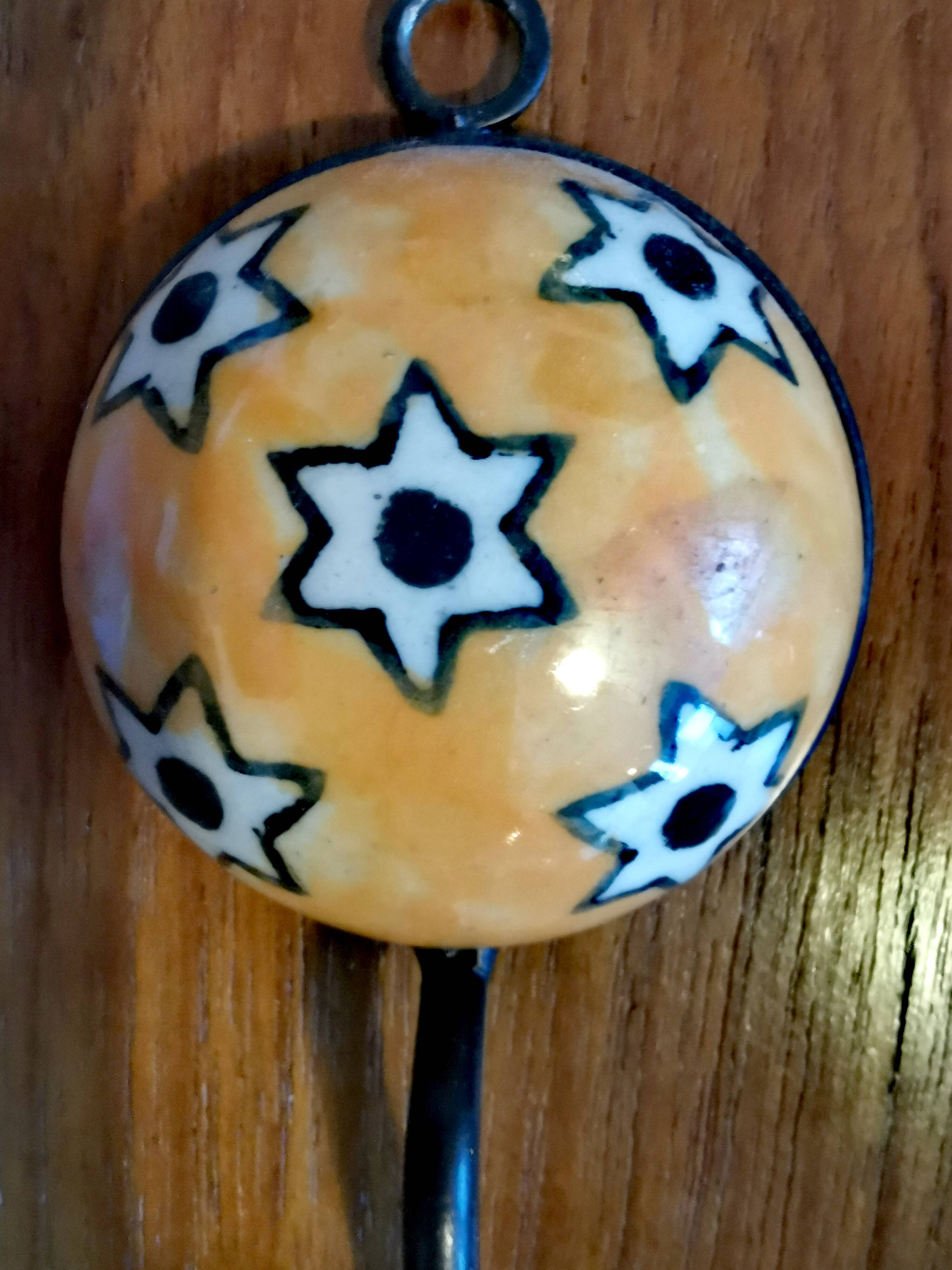 Set of 3 ceramic coat hooks