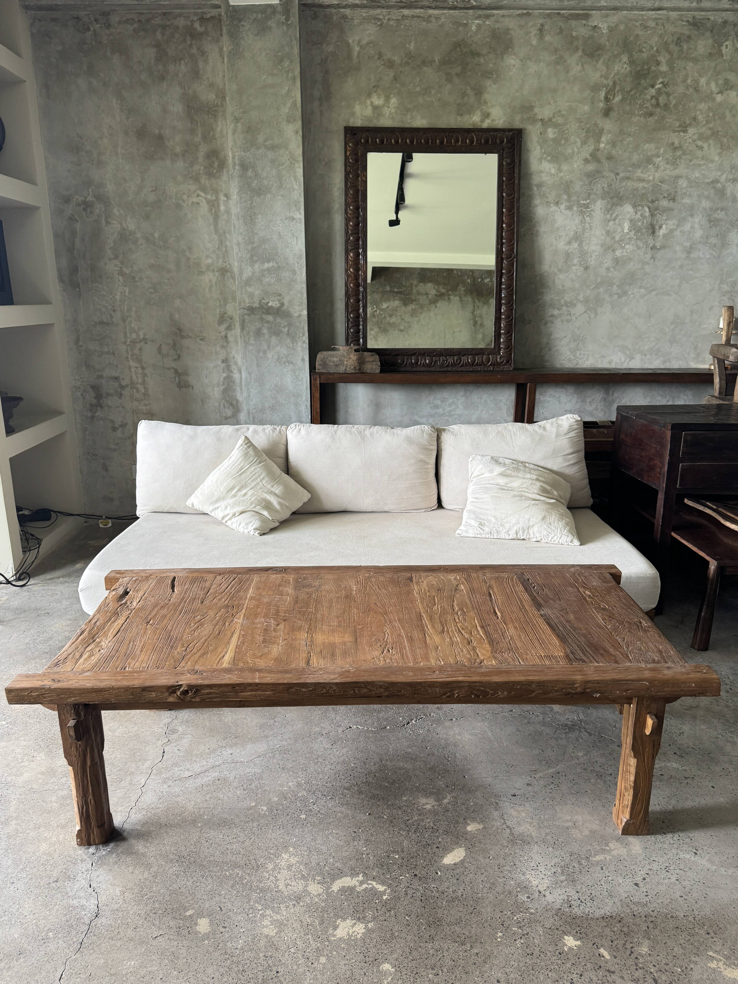 Large upcycled golden teak coffee table L1m60 W70 H45