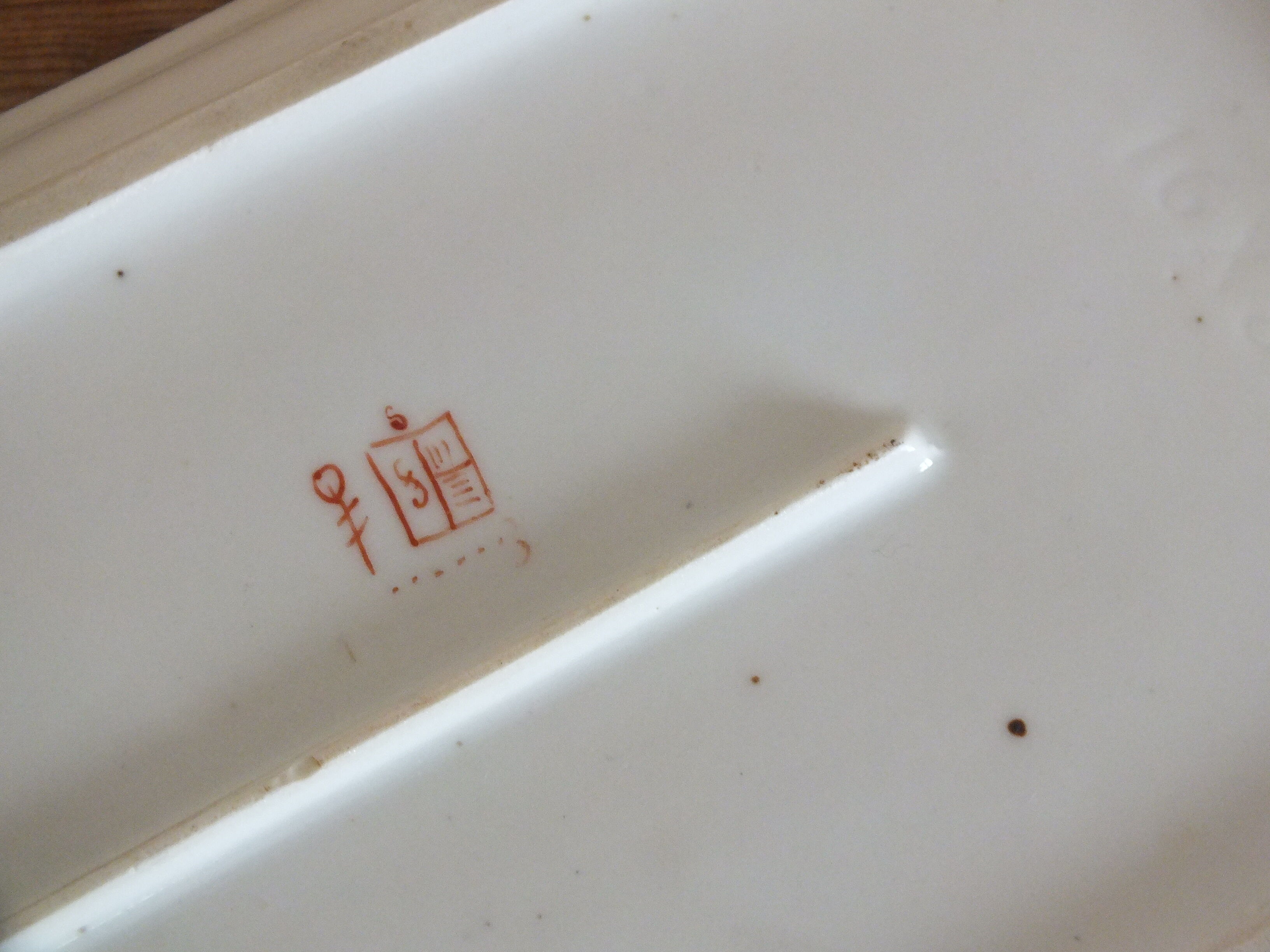 Samson porcelain cake dish
