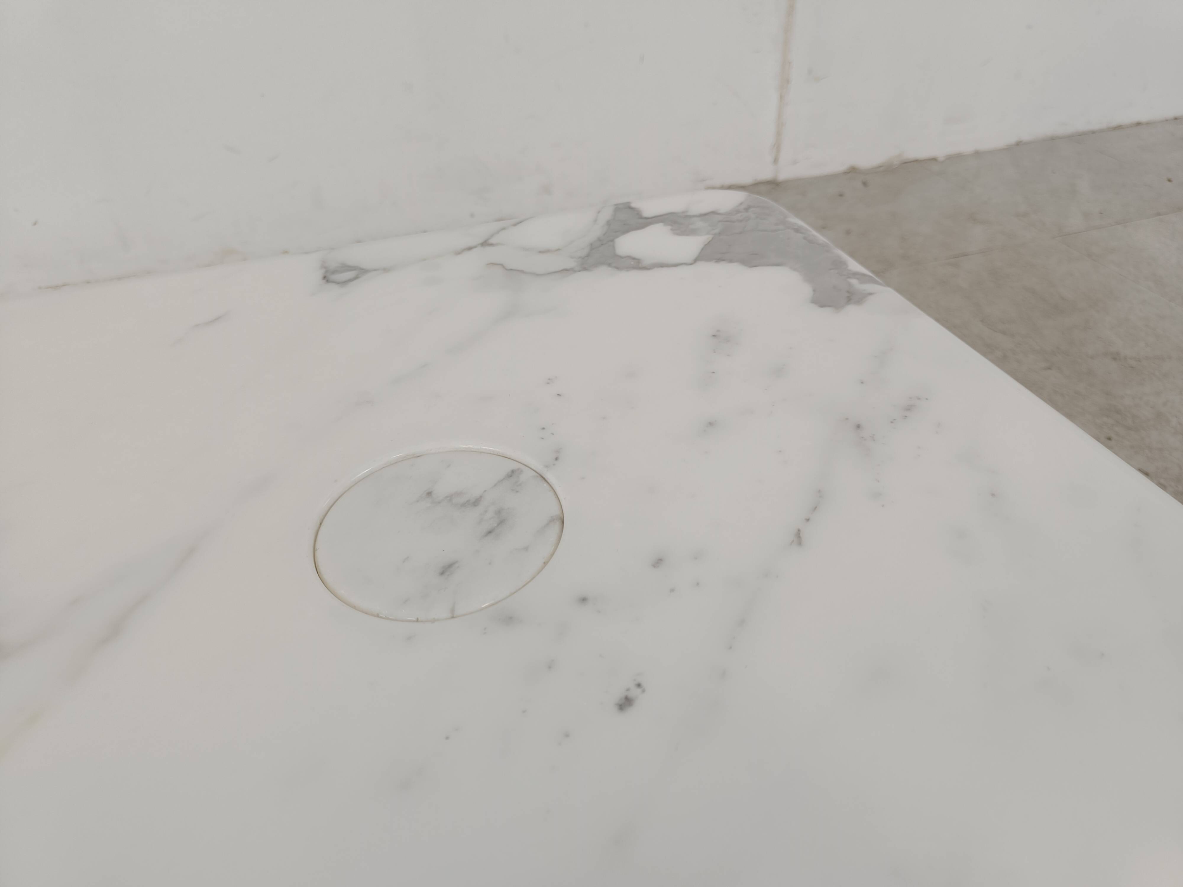 Angelo Mangiarotti carrara marble Coffee Table for Up&Up, Italy