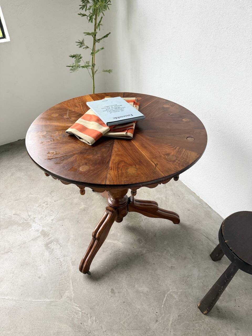 Biedermeier console or side table, 19th century.