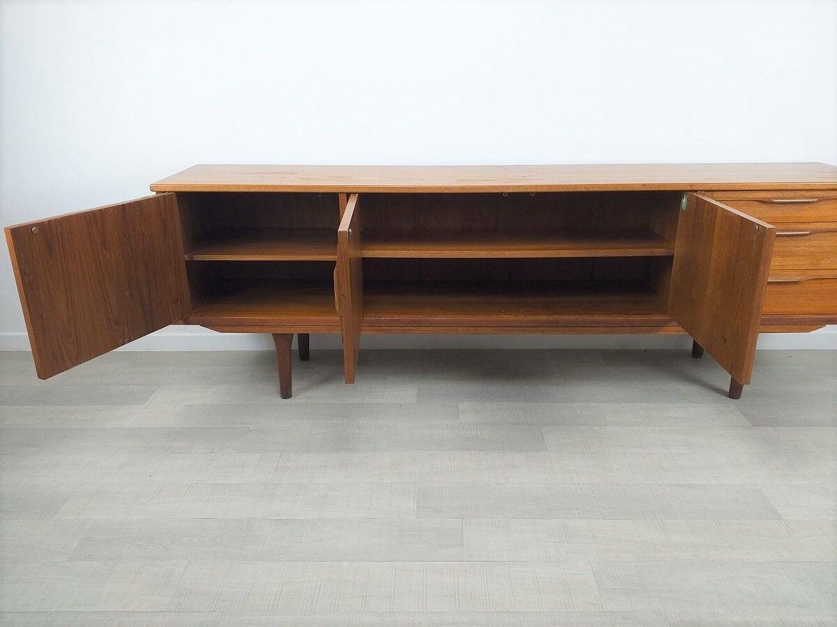 Scandinavian sideboard 60