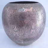 Solid brass pot cover engraved decor animal plant characters