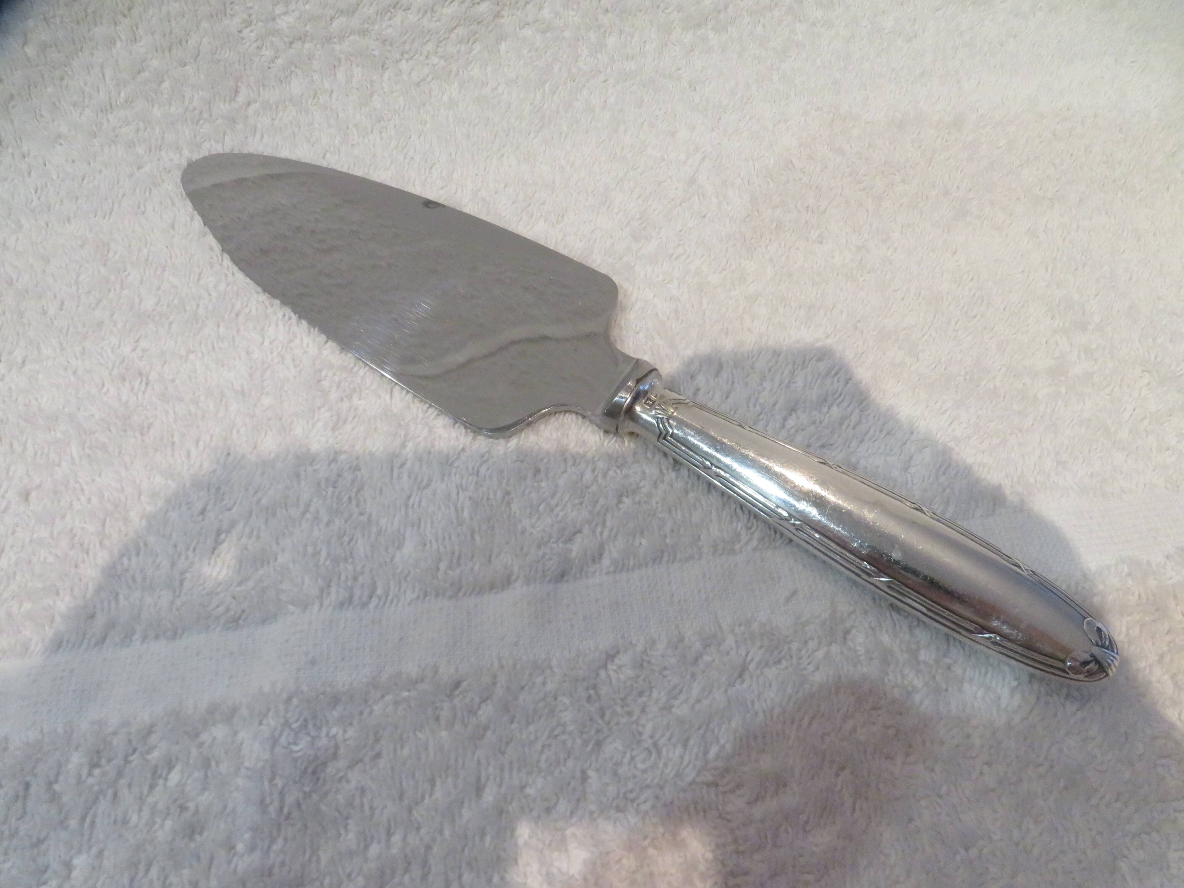 Christofle silver metal ice cream cutter shovel with oxidation ribbons
