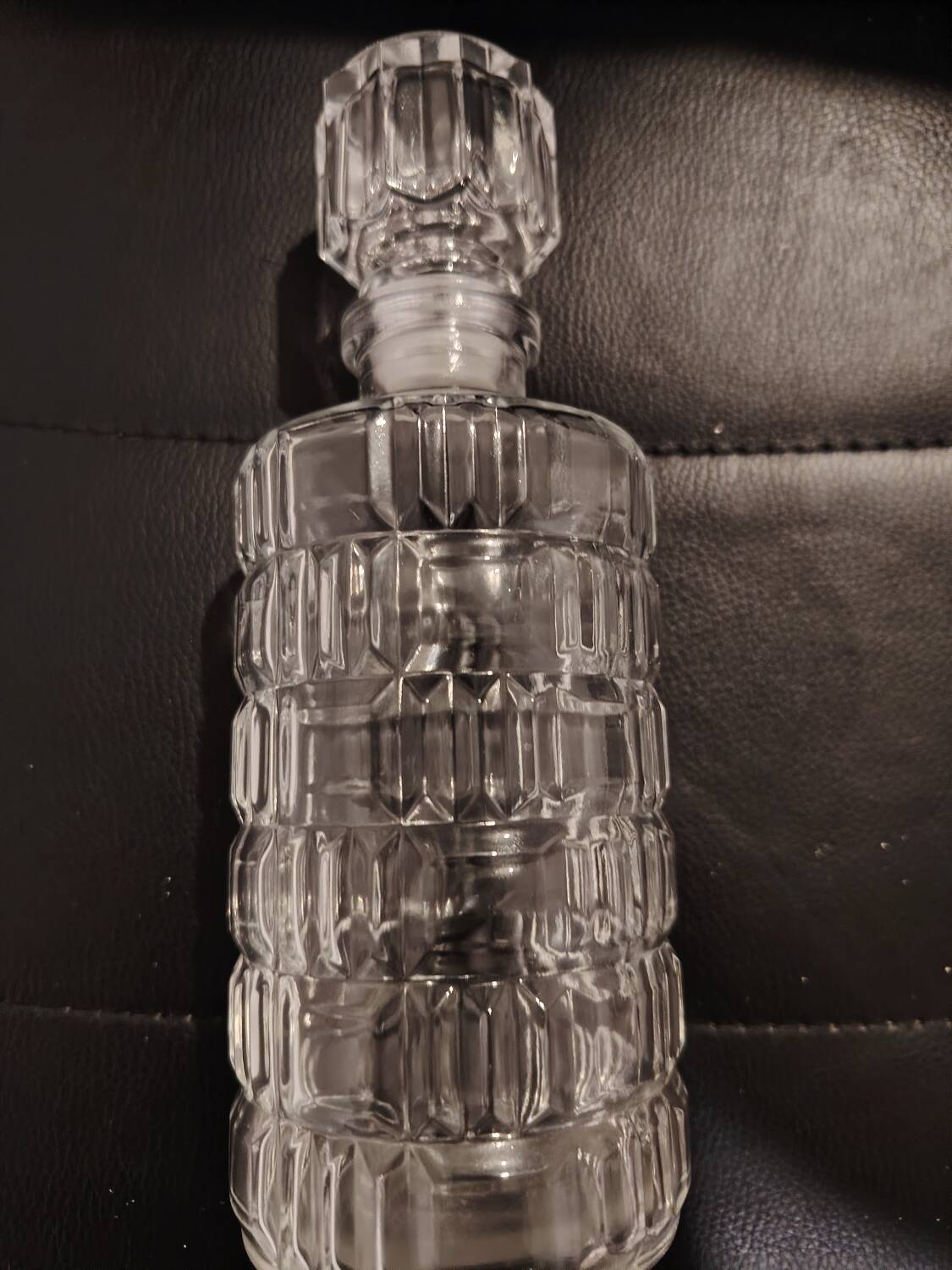 Whisky decanter