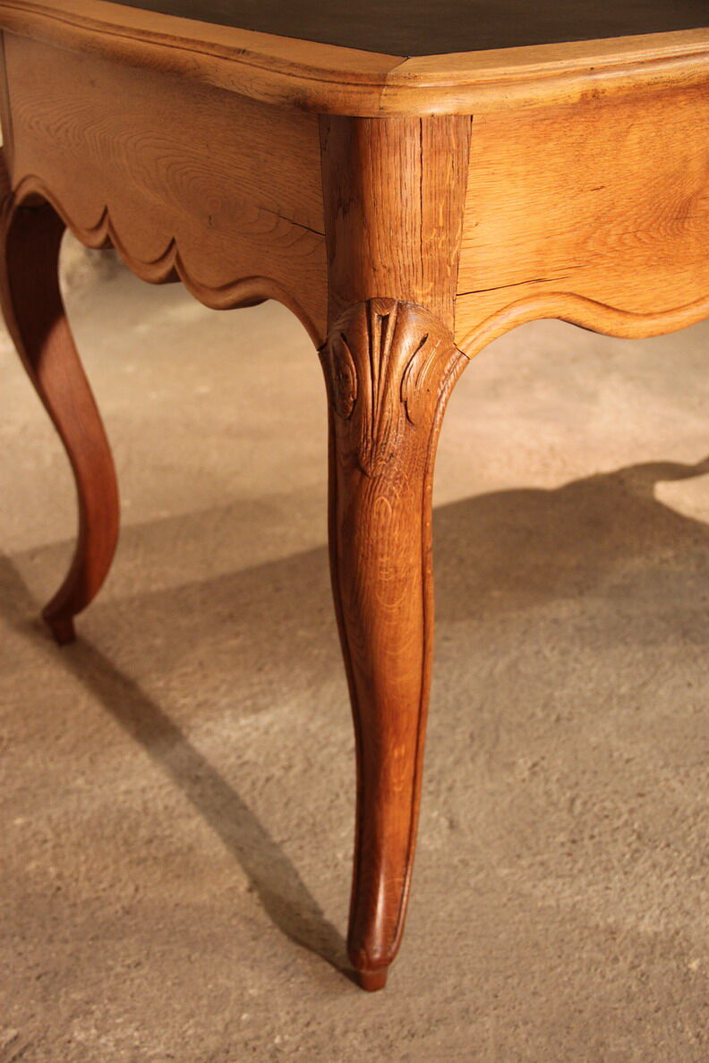 Bureau plat chêne Louis XV