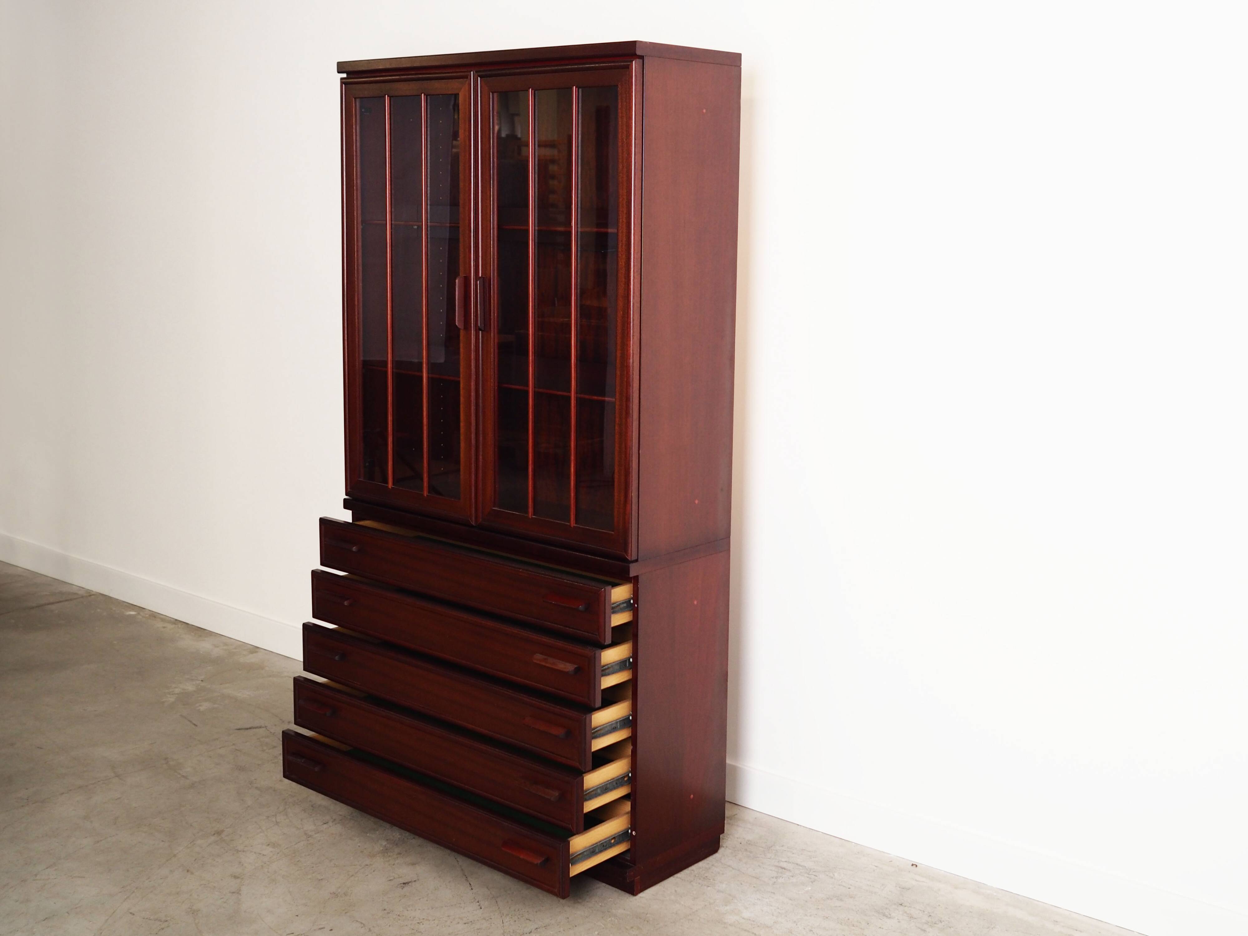 Mahogany showcase, Danish design, 1970s, production: Denmark
