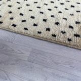 Handmade wool berber rug 276 x 157 cm