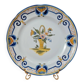 Antique plate in hand-painted faience – floral basket
