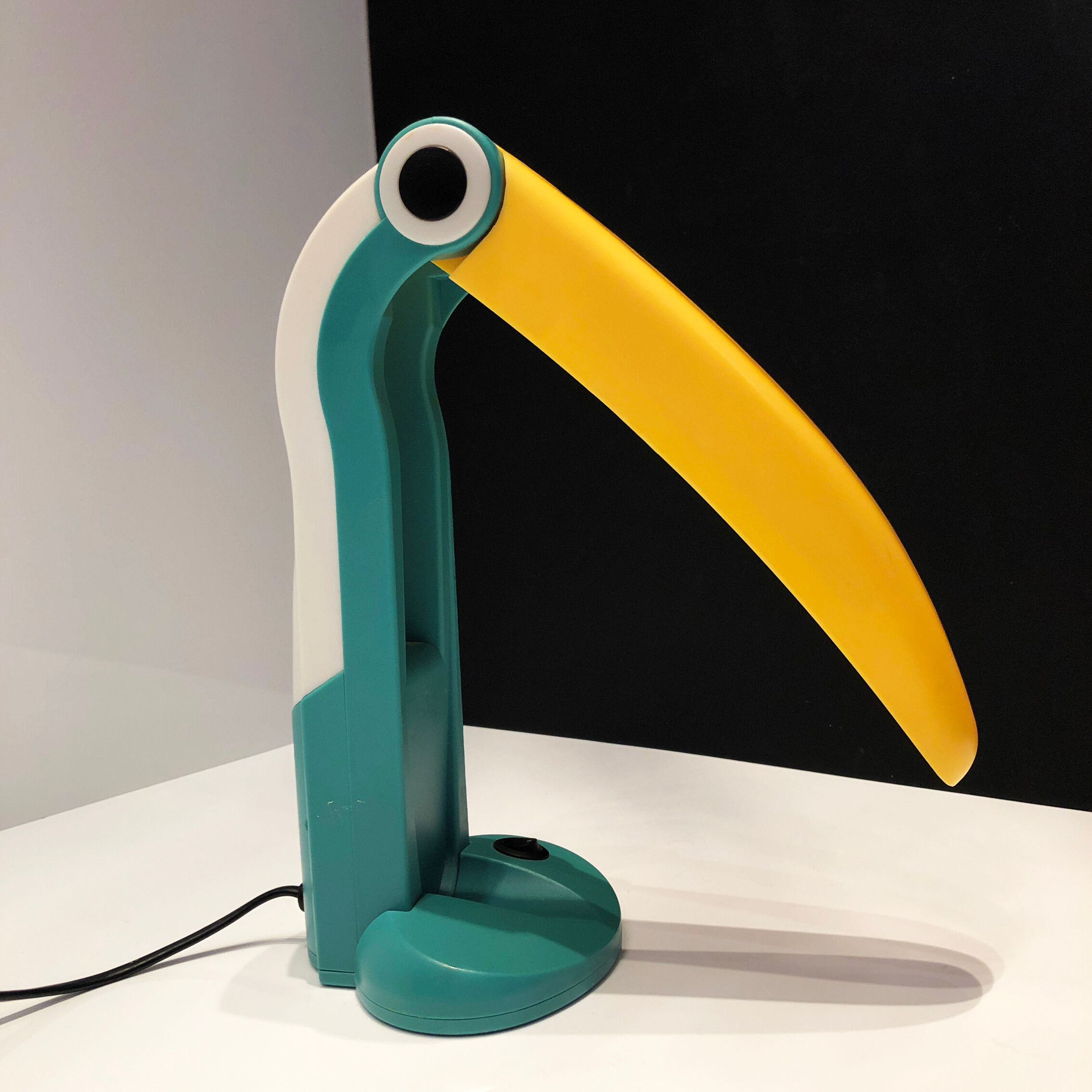 Ht Wuang articulated toucan lamp 80