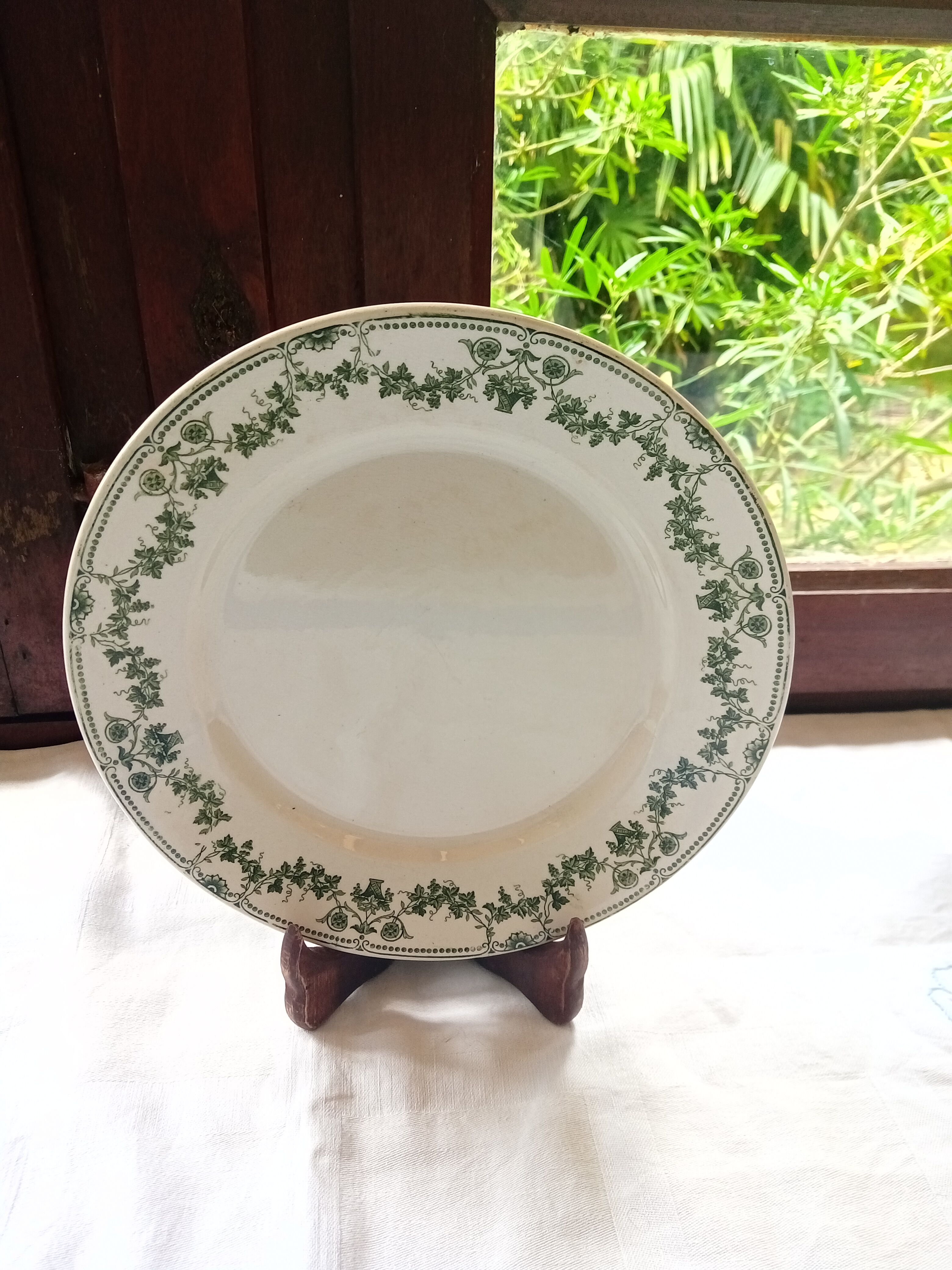 8 plates flat Champagne Salins