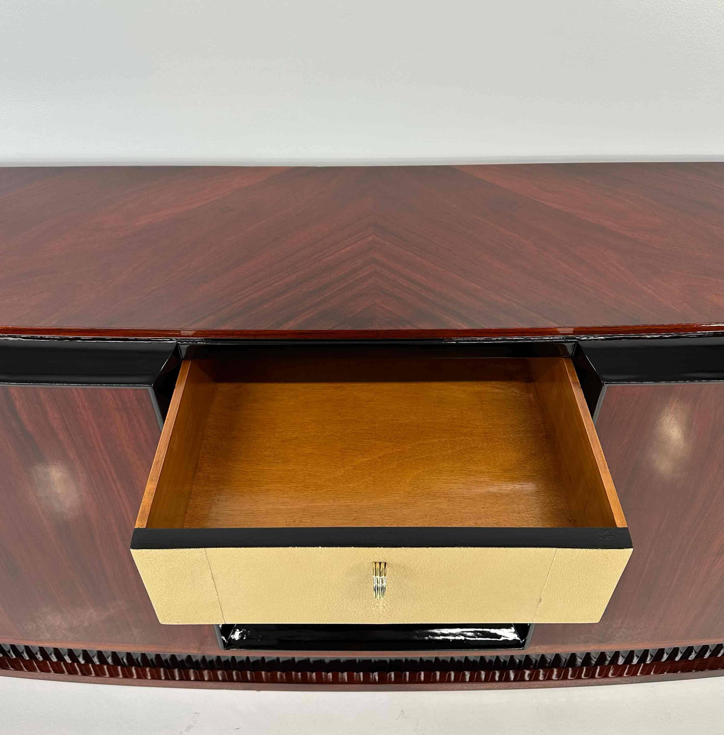 Italian Art Deco Shagreen and Purpleheart Wood Sideboard Attr. Borsani, 194
