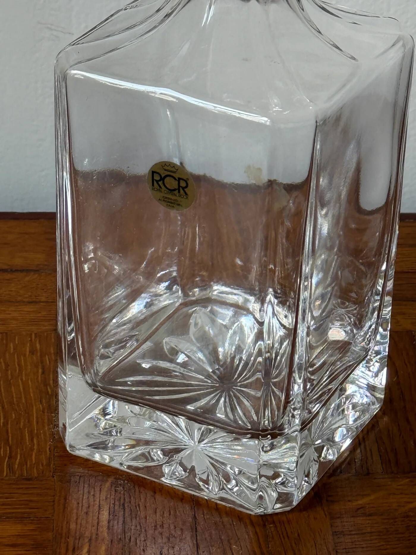 Crystal whisky decanter