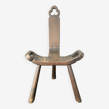 Chaise tripode en bois sculpté brut et moderne du milieu du siècle dernier