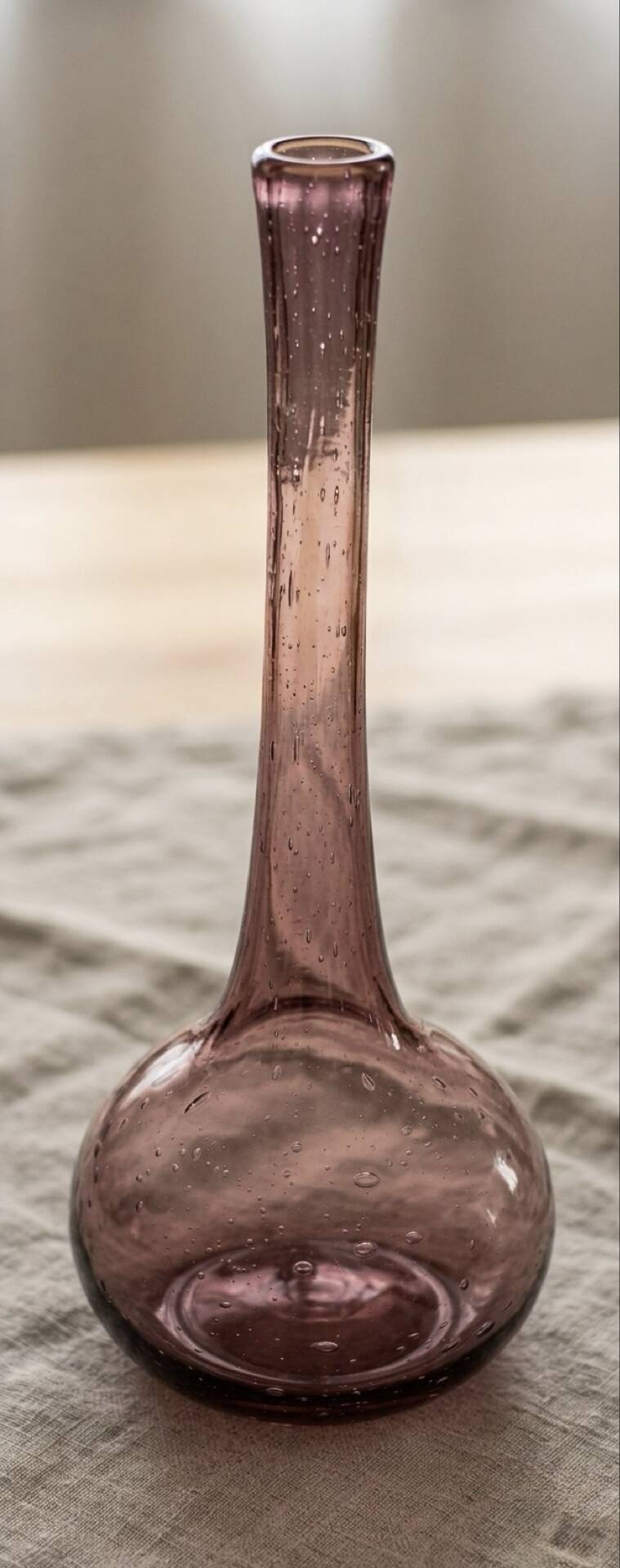 Vintage bubble glass soliflore vase in Biot style – Purple / Amethyst