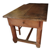 Table de ferme en merisier – xixe siècle