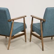 Pair of armchairs Henryk lily 300-190s 1970