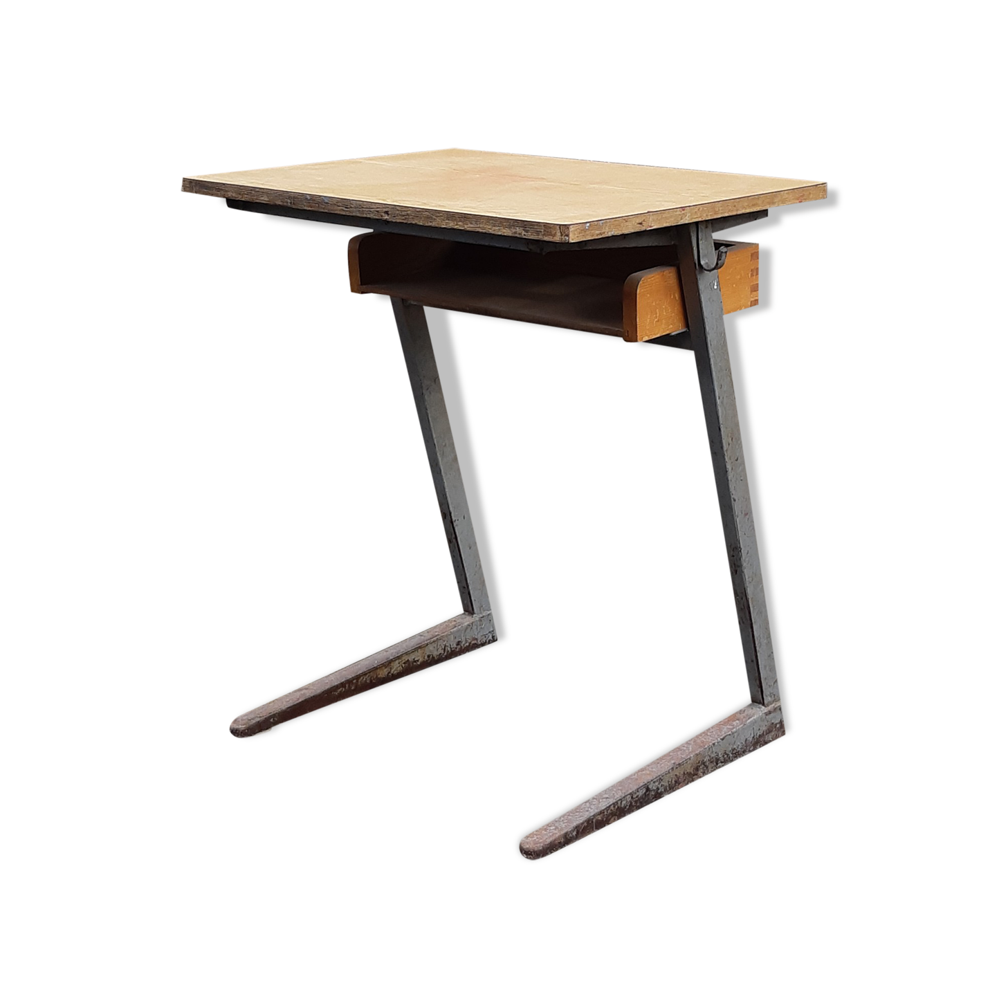 Schoolboard metal footing