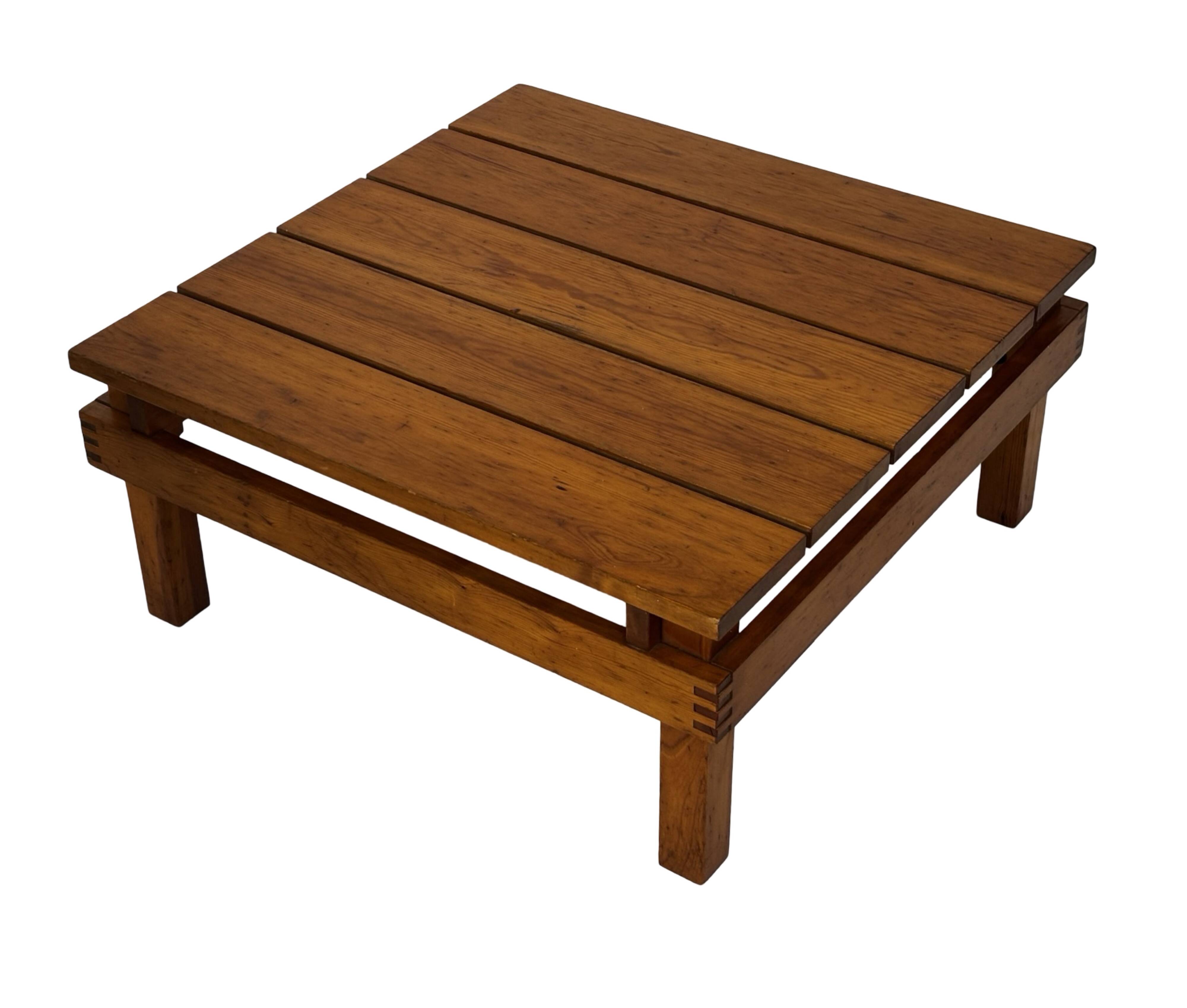 Vintage Pinewood Slatted Coffee Table Design 1970s