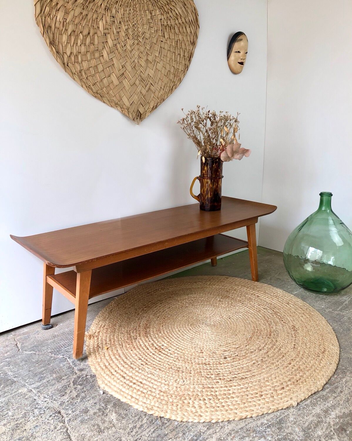 Scandinavian coffee table curved edges