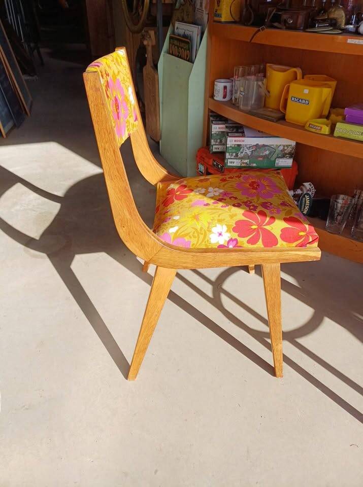 Vintage 60s chair refurbished