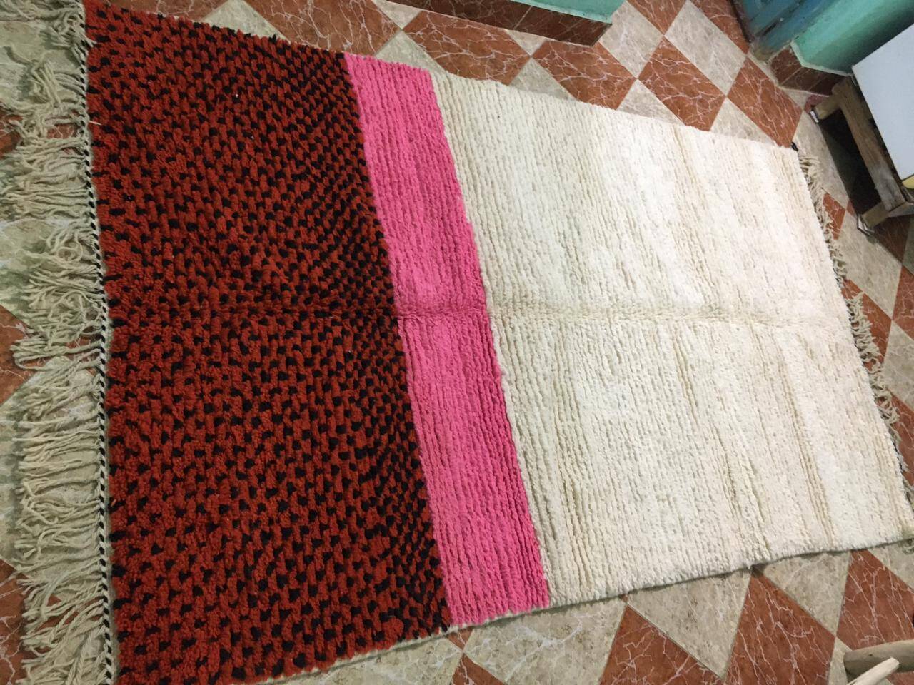 Handmade Moroccan Rug 250cm x 150cm