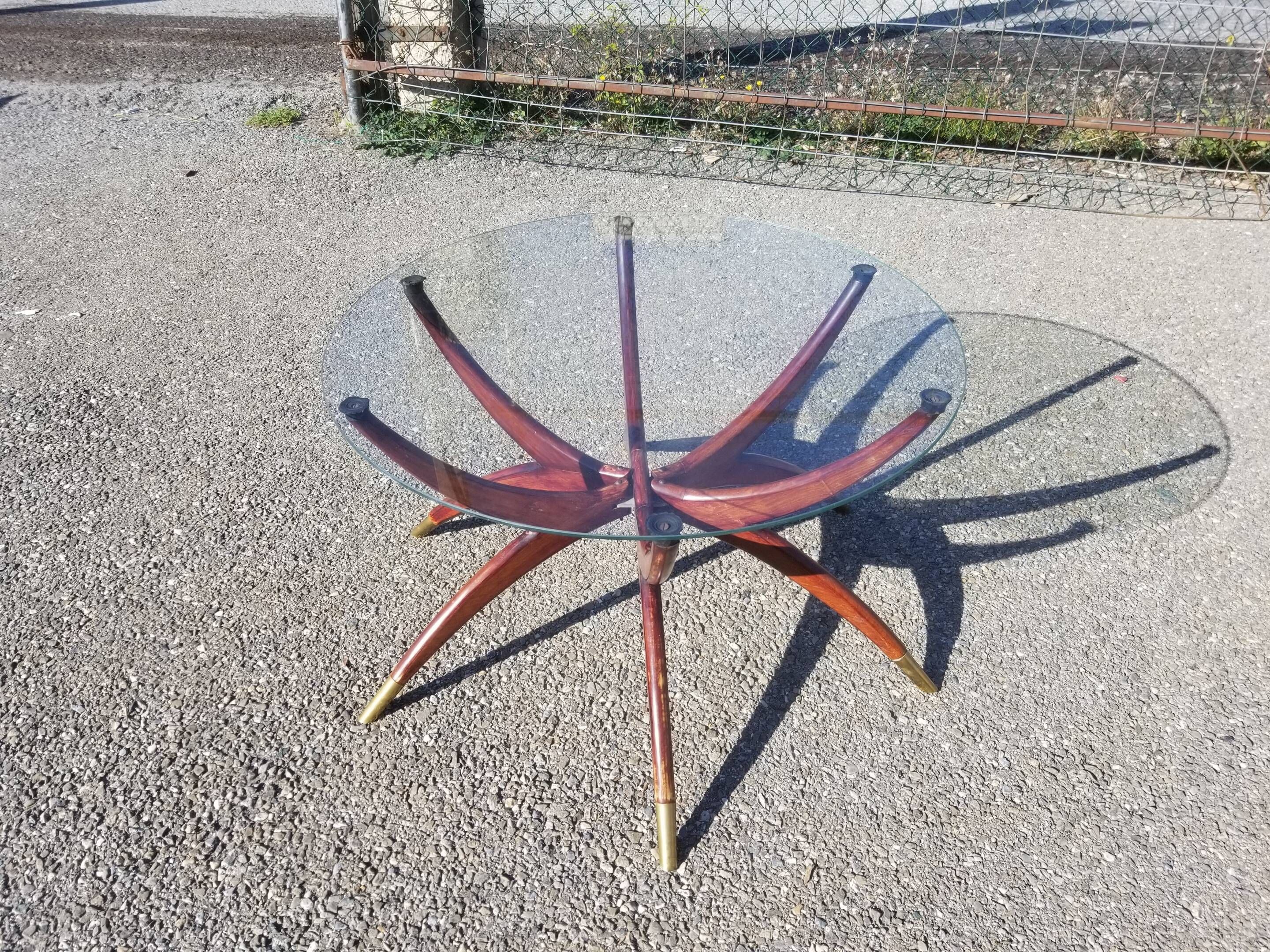 Vintage round coffee table