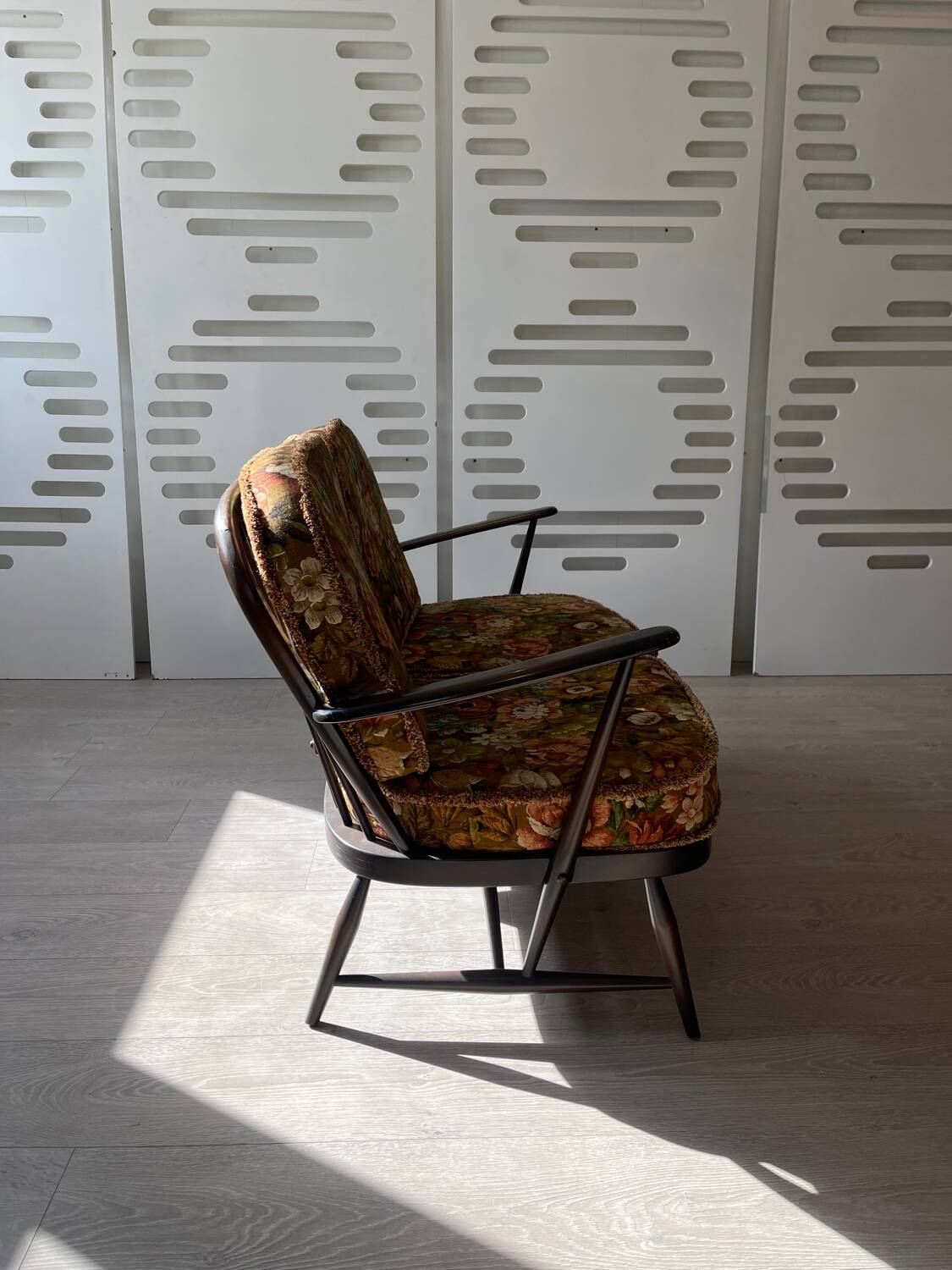 Banquette 2 places Ercol, modèle Windsor