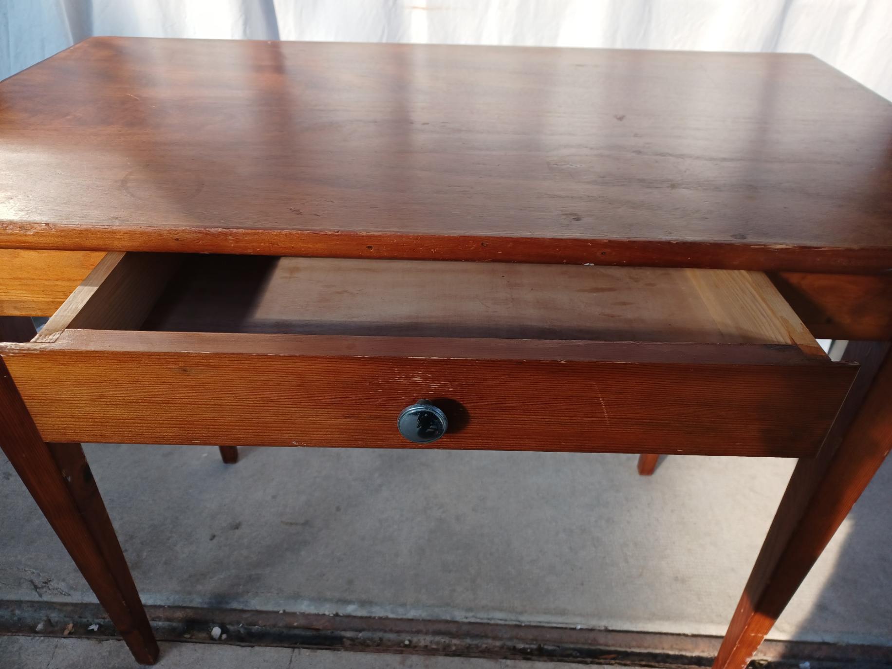 Fir table-desk