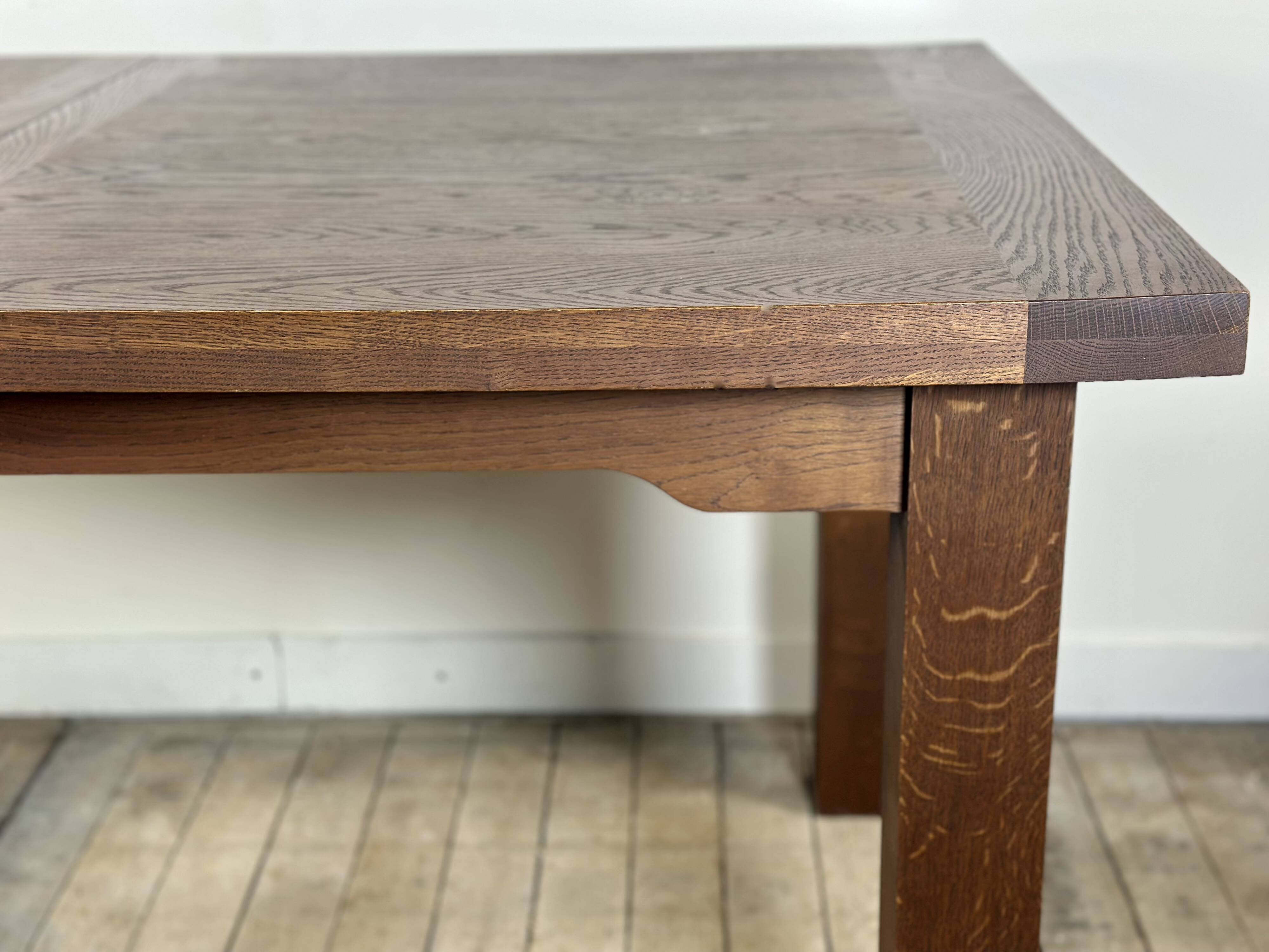 Brutalist solid oak table with 2 extensions from the 1990s.