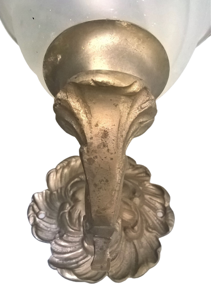 Pair of vintage rococo style sconces in patinated tin and frosted glass - 70's