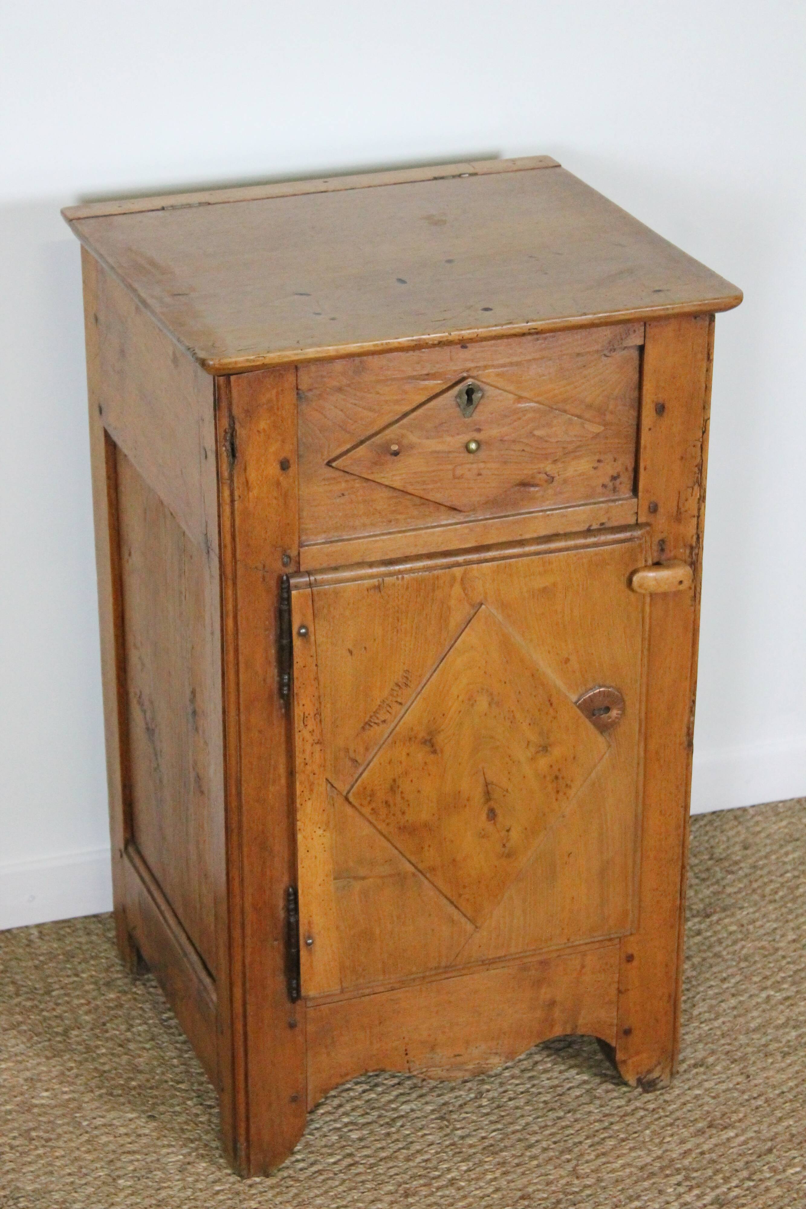 Savoyard confectioner