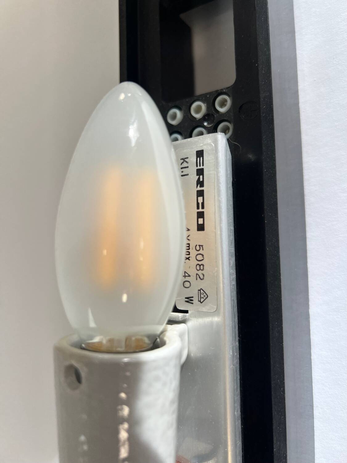 Pair of vintage XXL Bakelite diamond glass wall lights with 4 bulbs.