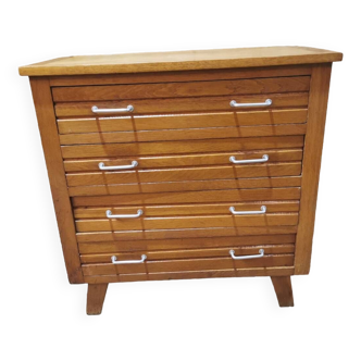 Vintage chest of drawers