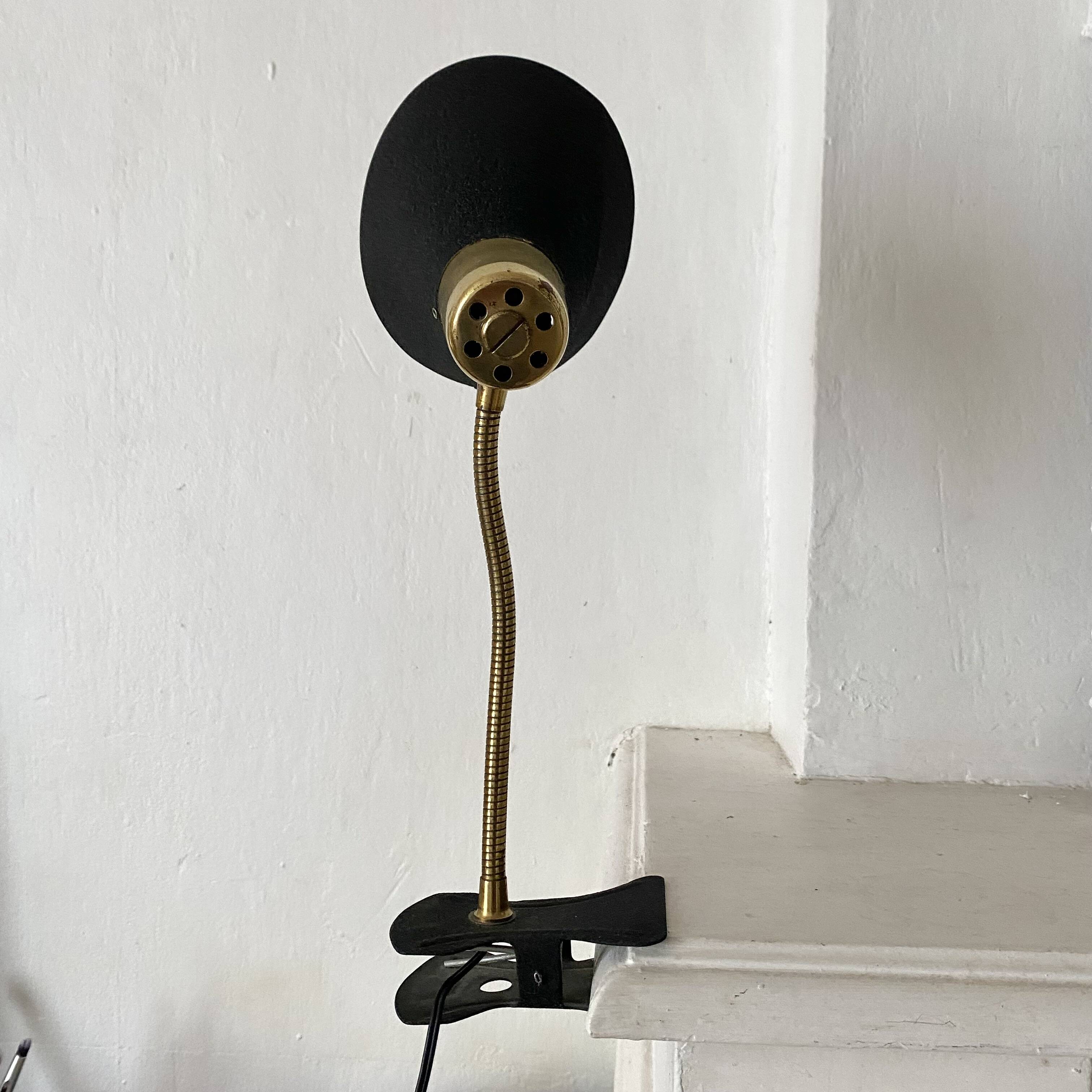 Diabolo lamp, articulated clamp lamp from the 1960s.