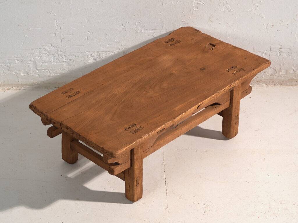 Kang table, antique pine wood – China, circa 1890